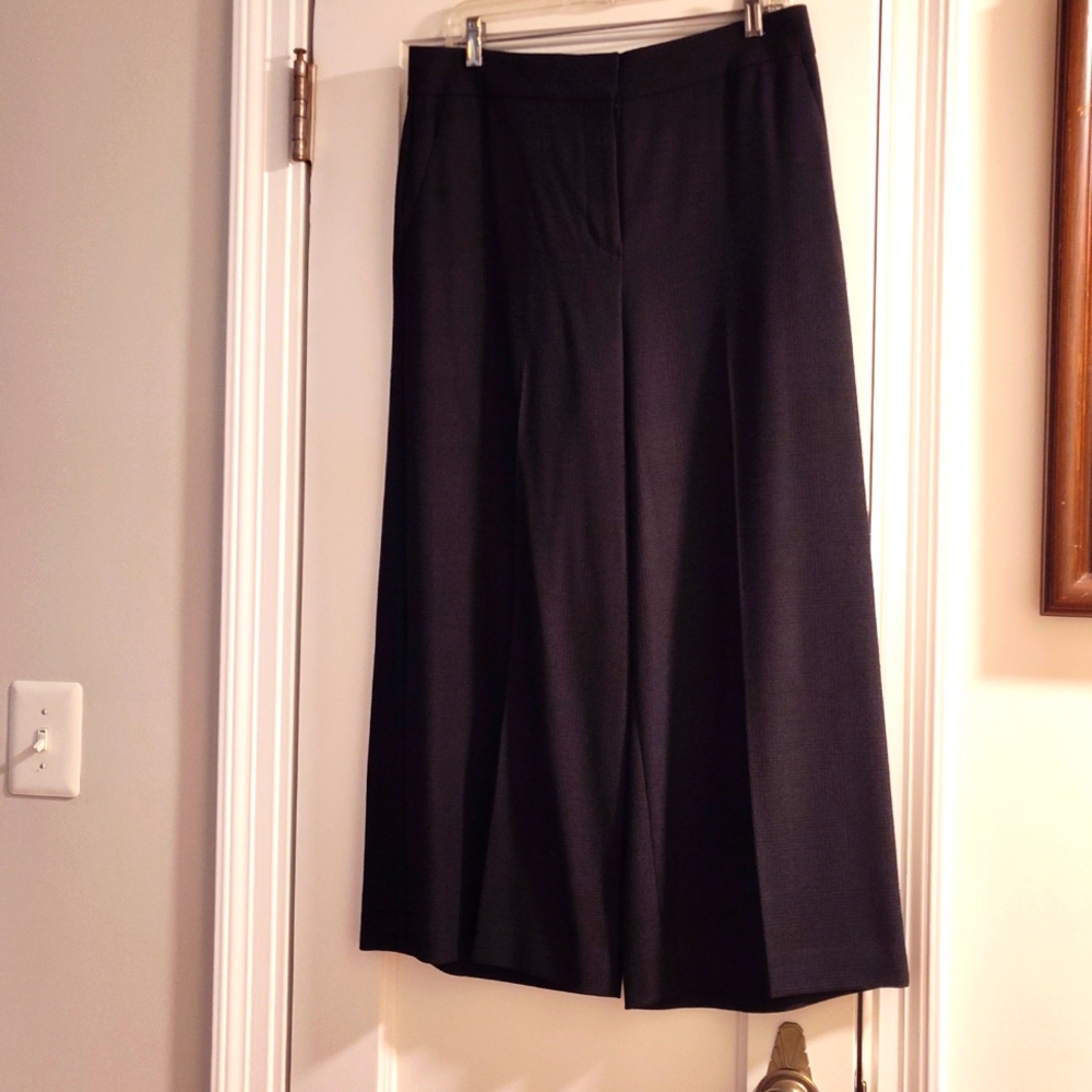 Wide Leg Crop Pants. Textured Fabric. Tonal Glen Plaid.